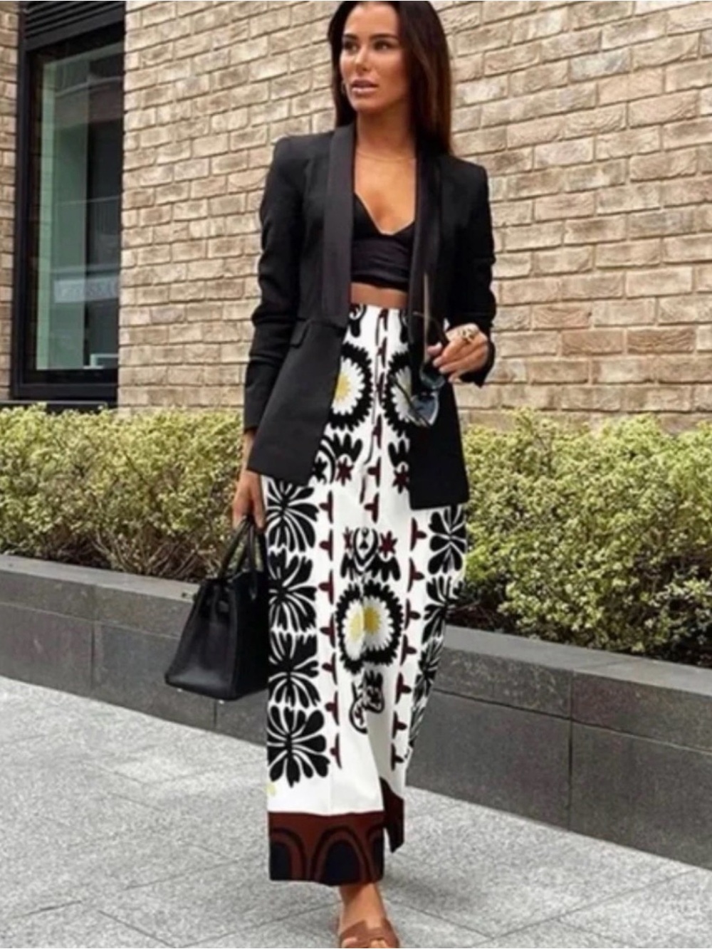 Zara Pants - Picture 2 of 9